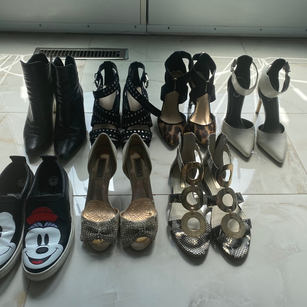 Lot of 7 Pairs of Shoes, Sandals, Flats all in size 6